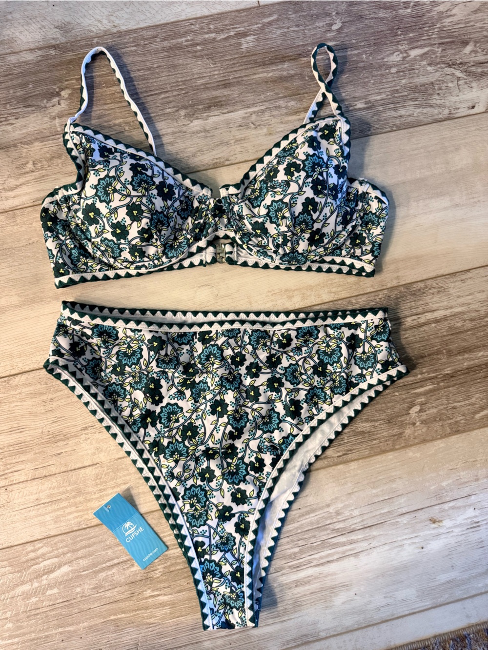 CUPSHE Floral Bikini Set XL Green Blue White Contrast Trim NWT